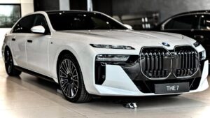 BMW 7 Series 2026 Shocks Luxury Market: Price, Features, Interior & Hybrid Power Revealed